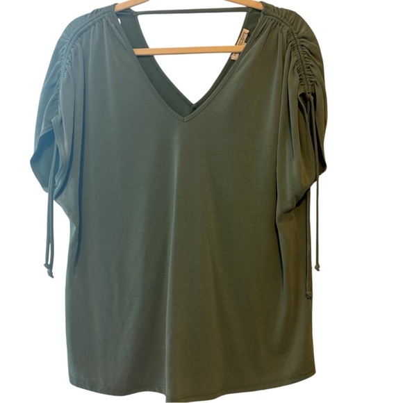 Green Envelope Tops - Green Envelope Short Sleeve Top in Sage - Size L
